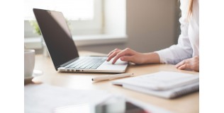 Переклад документів у Києві: різниця між бюро перекладів і фрілансером