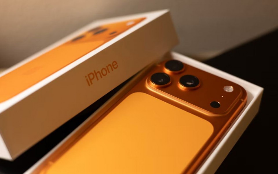 Перевірка нового iPhone під час покупки чи отримання замовлення