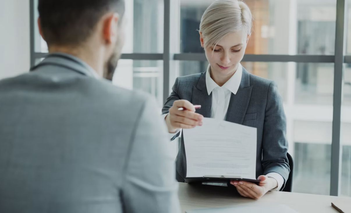 Пошук роботи в Україні: як знайти вакансію та отримати офер