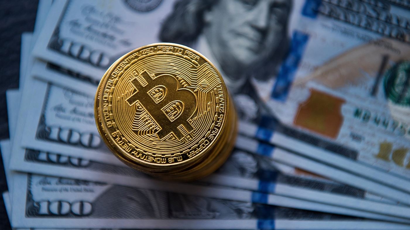 Біткойн і долар як цифрові та валютні інвестиційні інструменти